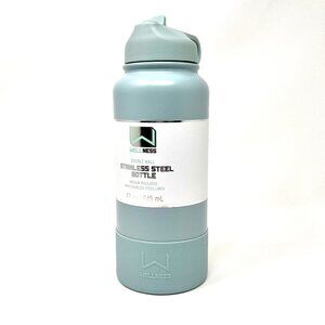 ✨ NEW Wellness 32 oz Stainless Steel Bottle w/ Flip Straw & Silicone Boot ✨